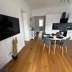 Citylake G23 1 Stock - 2 Stock Kostenlose Parkmoeglichkeit !! غموندين