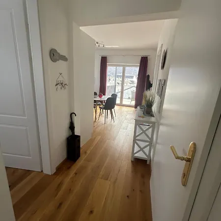 Citylake G23 Mit Kostenlosem Parkgaragen-stellplatz !! * Gmunden