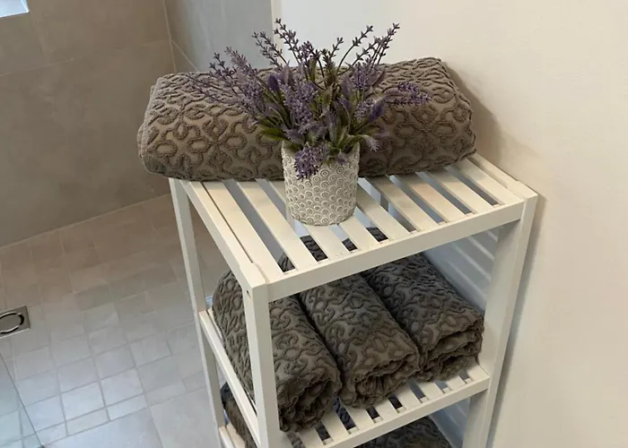 Citylake G23 Mit Kostenloser Parkmoeglichkeit !! شقة