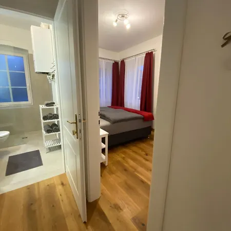 Citylake G23 1 Stock - 2 Stock Kostenlose Parkmoeglichkeit !! Appartement Gmunden